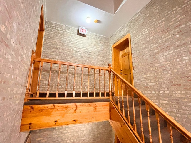 Building Photo - 4832 S Indiana Ave