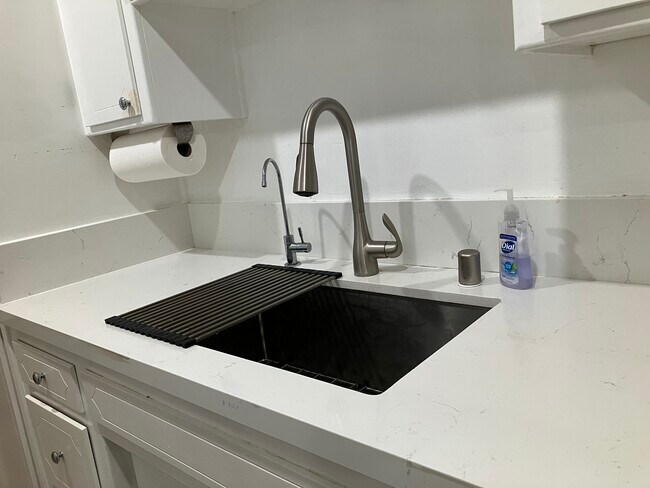 Kitchen Sink - 11550 Nebraska Ave