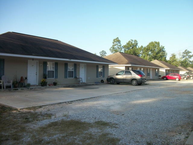 Building Photo - 14185 Northgate Dr