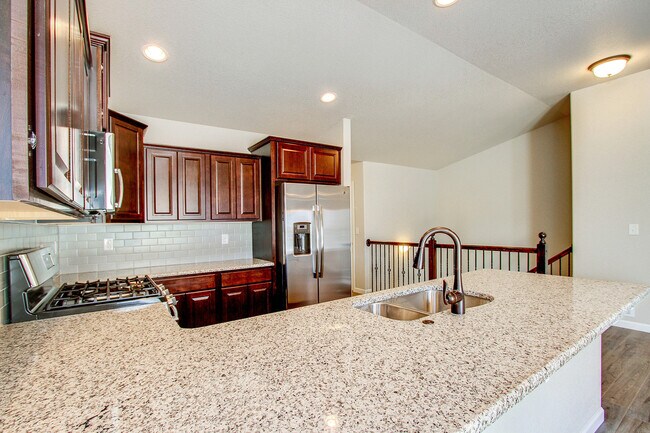 Foto del edificio - Maintenance Free Patio Home!!!!!