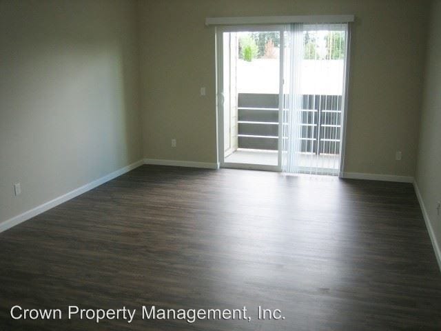 Building Photo - 2758-2768 Claxter Rd NE