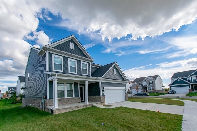 Building Photo - 717 Risdon Trail S