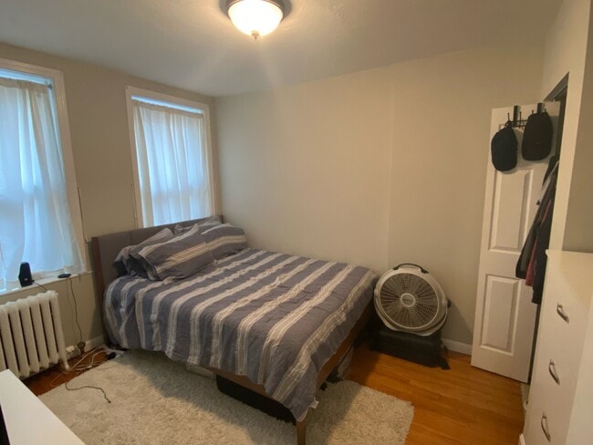 Building Photo - 2 Kilmarnock St