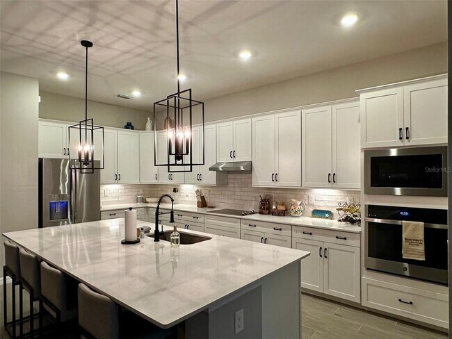 Building Photo - 17577 Santorini Ct