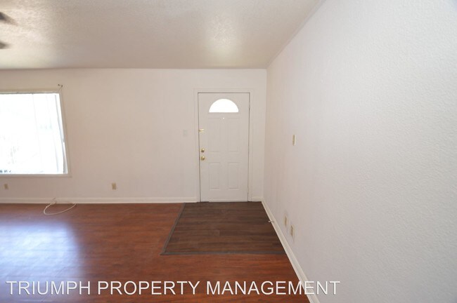 Foto del edificio - 3 br, 1 bath House - 4700 E Monroe Ave