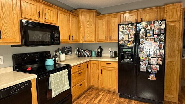 Foto del edificio - 12502 43rd St NE