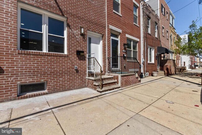 Building Photo - 1226 S 22nd St