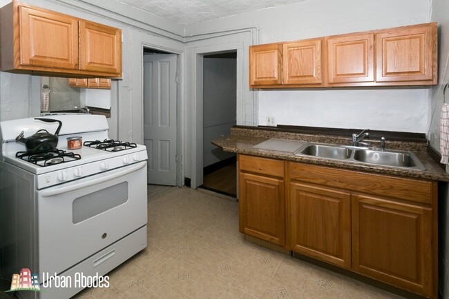 Building Photo - 1514 N Elston Ave
