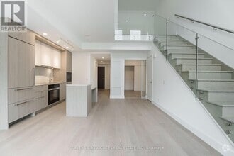 Building Photo - 6-106 Greenbriar Rd