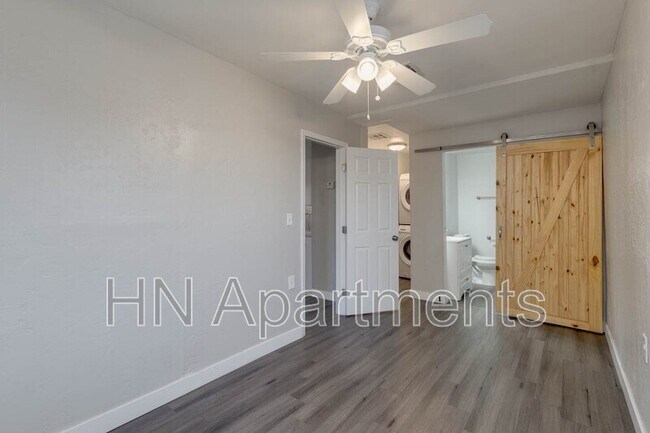 Building Photo - 4249 N 17th St