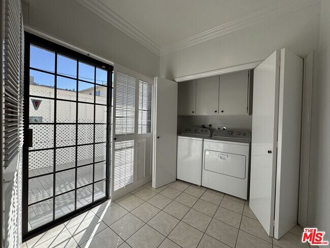 Foto del edificio - 1027 11th St