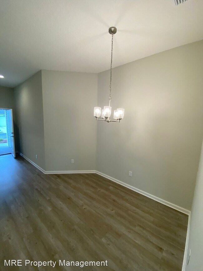 Foto del edificio - 2 br, 2 bath House - 2727 Flower St