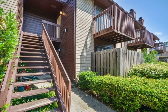 Photo - 12905 Woodforest Blvd Apartment