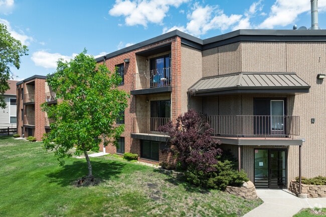 Gopher Commons - Gopher Commons 1701