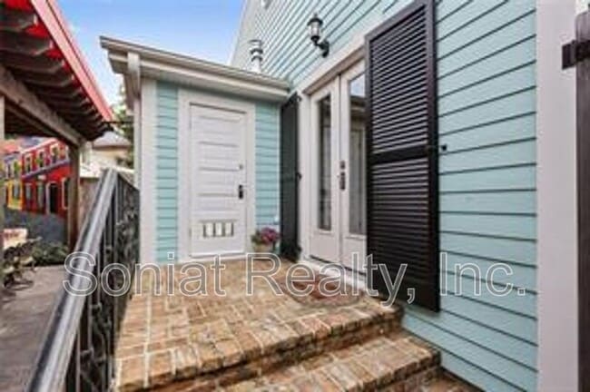 Photo - 1026 Arabella St Apartment