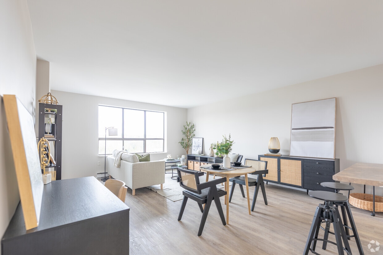 3BR, 2BA - Living Room - 35 Bredin