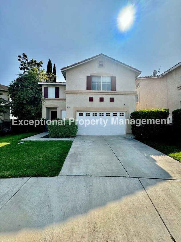 Beautiful Golf Course Home - Beautiful Golf Course Home