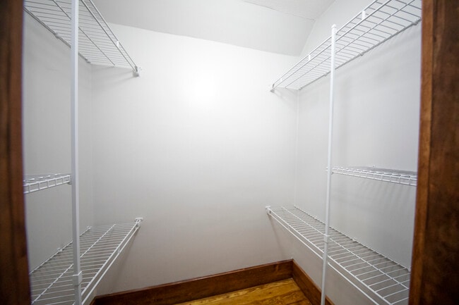 Building Photo - 749 New Hampshire St