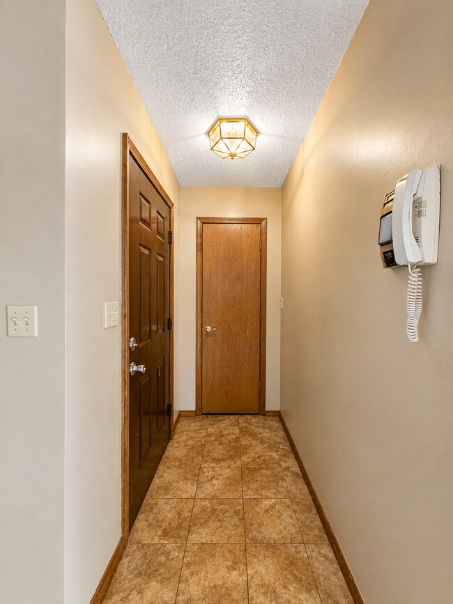 Foto del edificio - 510 E Elm St