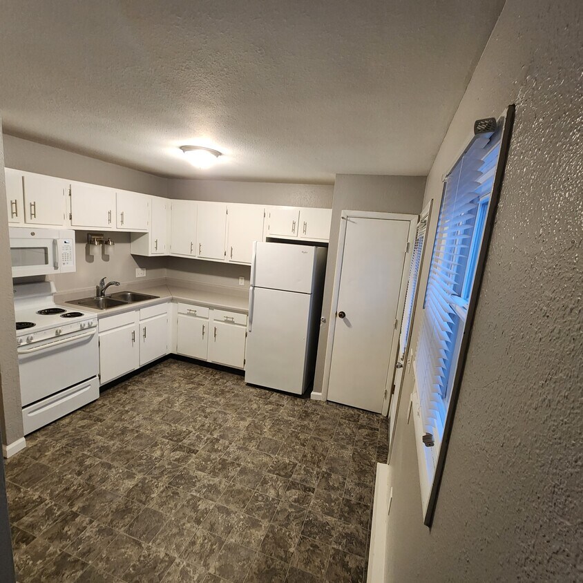 9430 M21, Ovid, MI 48866 Townhome Rentals in Ovid MI