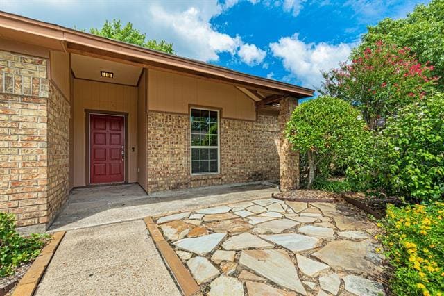 Building Photo - 3705 Remington Dr