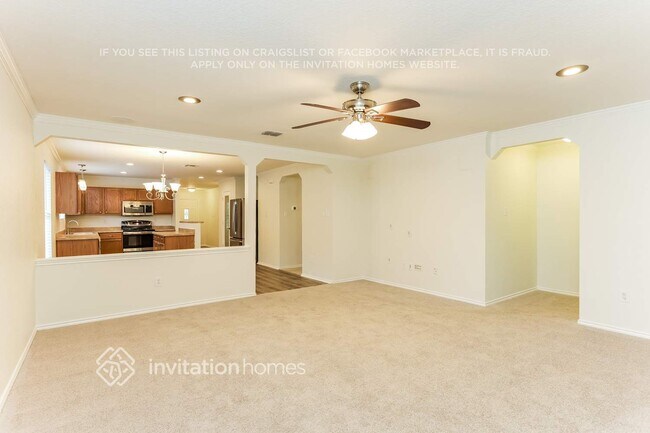 Building Photo - 8522 Silver Brush