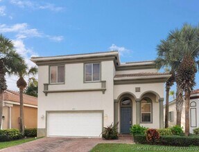 Building Photo - 1033 Grove Park Cir