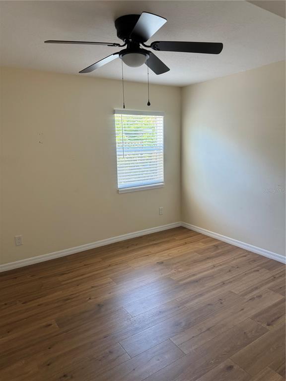 Building Photo - 1325 Cloverlawn Ave