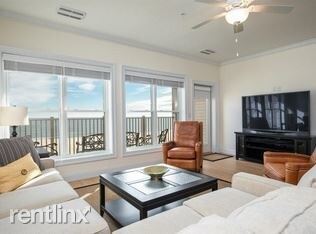 Building Photo - 1 br, 1 bath House - 275 Ocean Blvd # 409