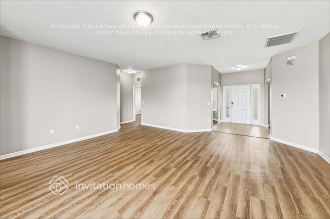 Foto del edificio - 2879 Bronco Ave