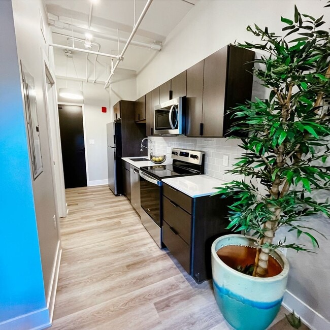 Canopy Park Apartments in Lincoln, NE