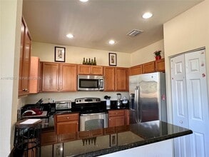 Building Photo - 11389 NW 87th Ln