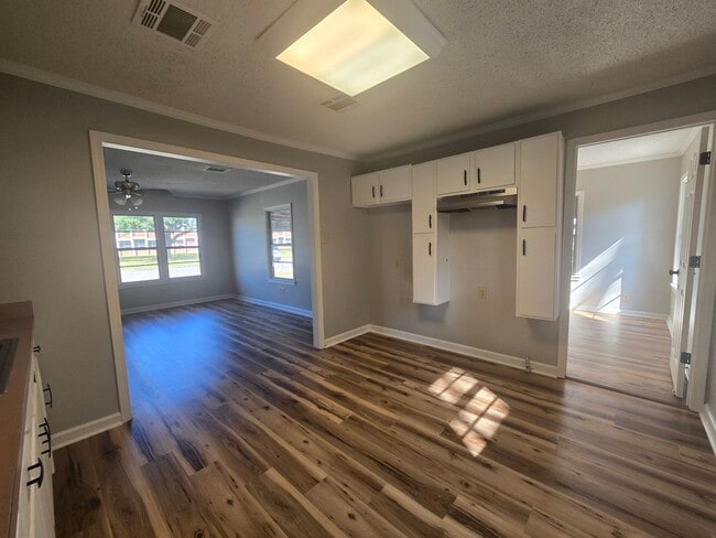 Foto del edificio - 2 Bed/1 Bath House