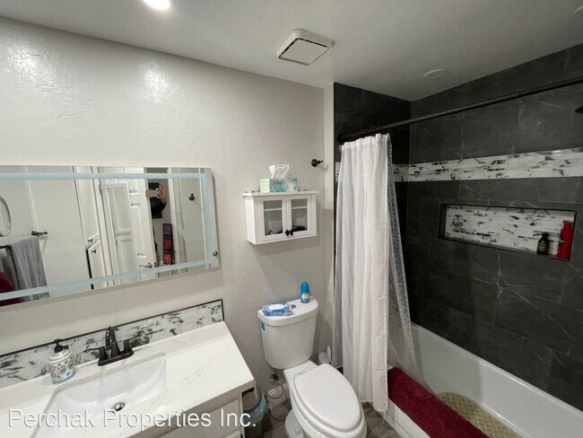 Building Photo - 2 br, 1.5 bath House - 1148 Maywood Lane