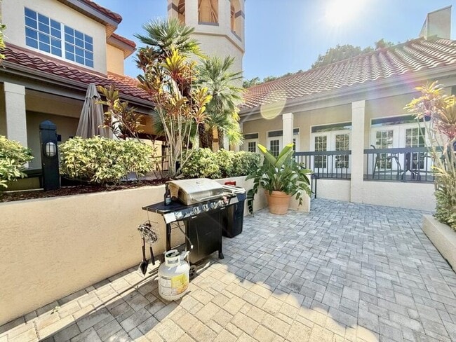 Building Photo - 2400 Feather Sound Dr