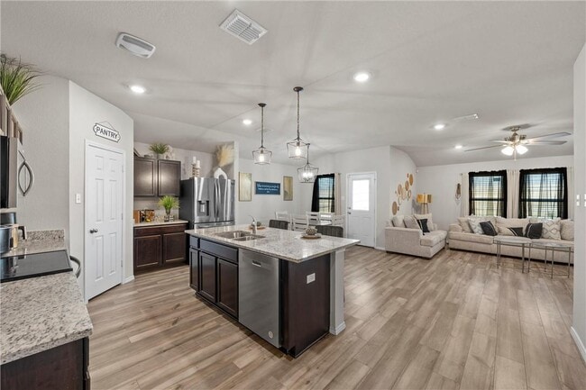 Building Photo - 7009 Llano Dr