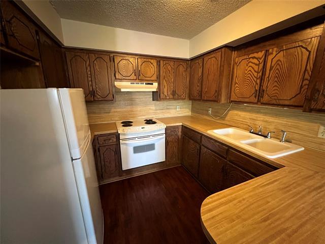 Foto del edificio - 411 W Pelton St