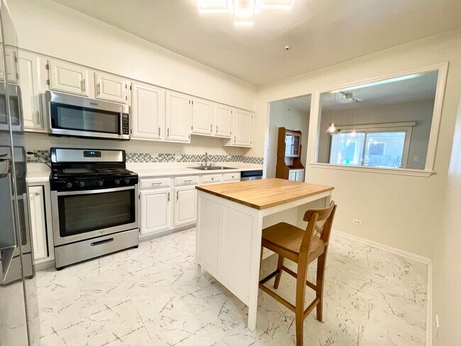 Foto del edificio - 131 Morningside Ln E