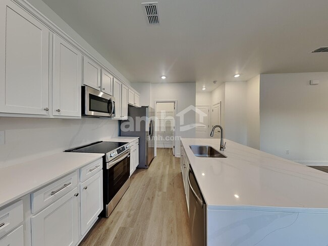 Building Photo - 1519 Aquamarine Dr