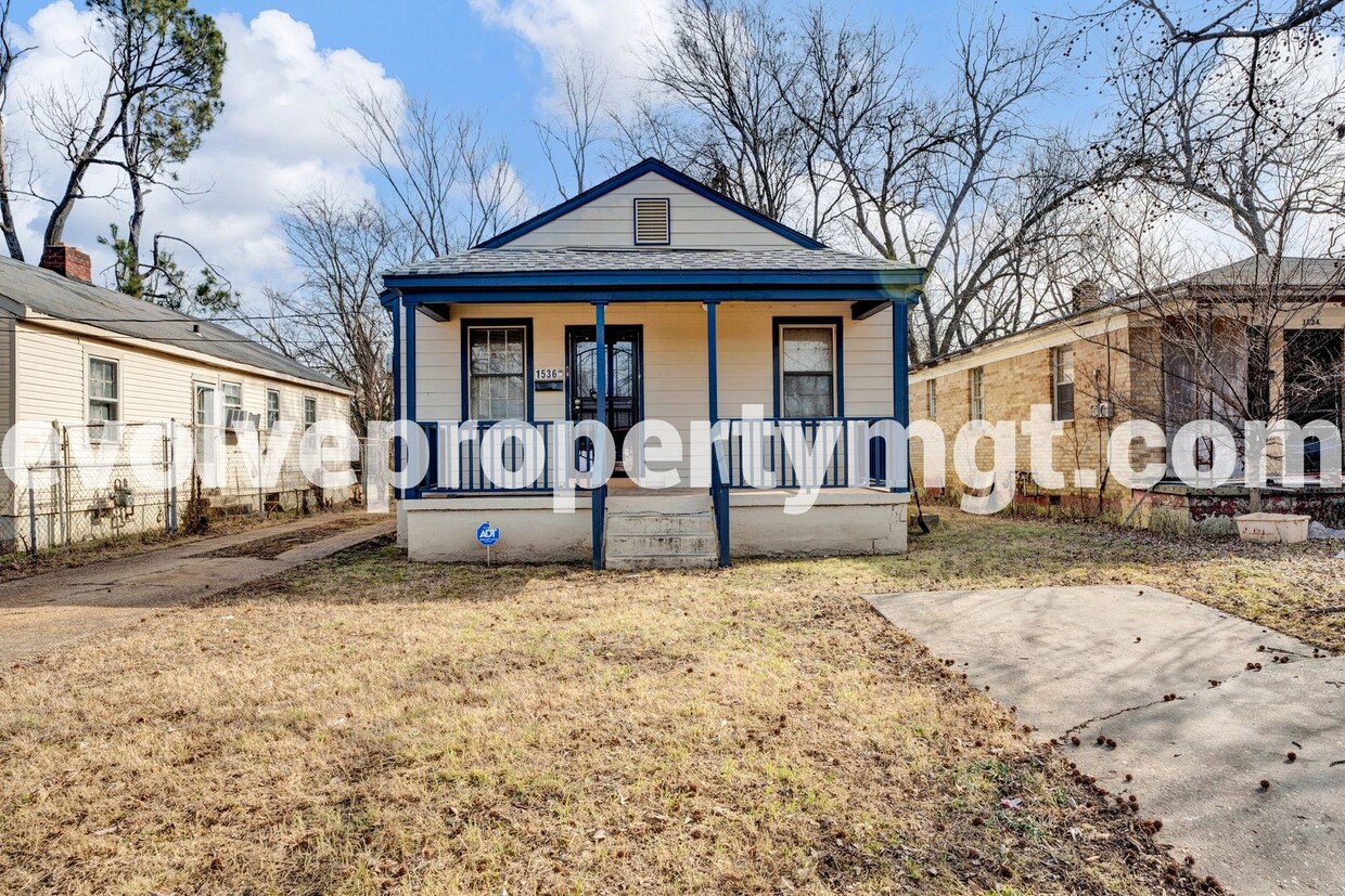 Foto principal - FULLY LOADED 3/2 IN GREAT LOCATION