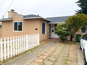 Building Photo - 508 90th St
