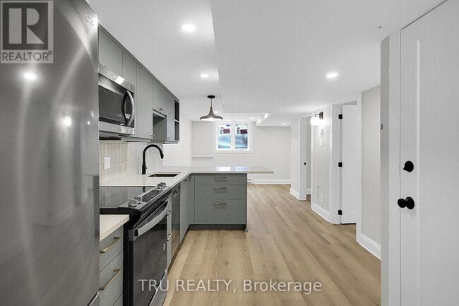 Photo du bâtiment - 2643 Don St