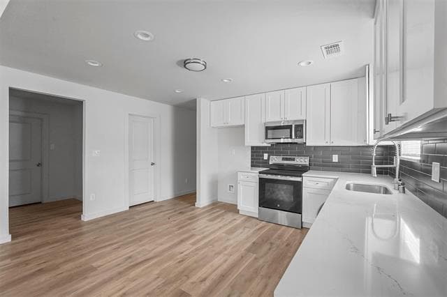 Building Photo - 413 S Willow St