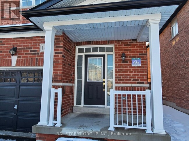 Building Photo - 1275 Blencowe Cres