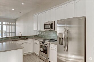 Building Photo - 2918 Ranch Rd 620 N