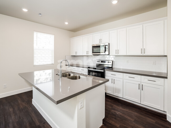 Building Photo - 6505 Enlightenment Drive