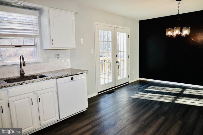 Foto del edificio - 12634 Monarch Ct