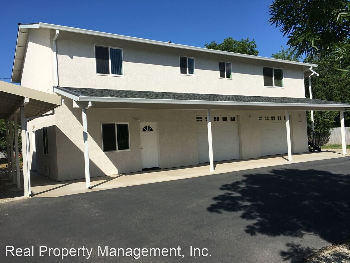 Primary Photo - 4 br, 3 bath House - 5463 Deschutes Road-A&B