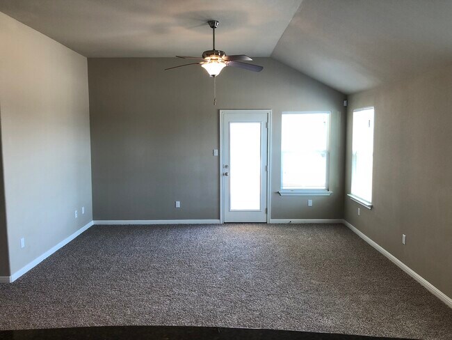 Foto del edificio - 3807 Flat Rock Mountain Dr