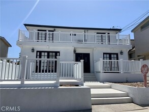 Building Photo - 2308 Harriman Ln